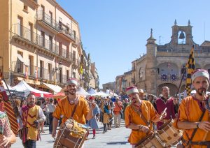 Desfile de arqueros